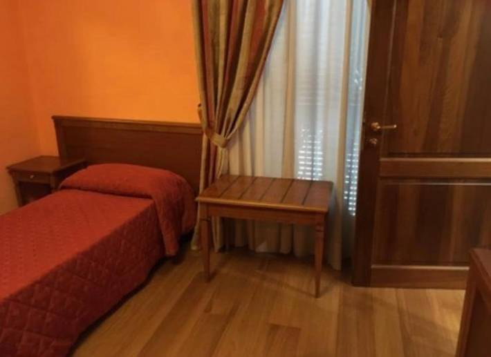 Hôtel pour 2 personnes, avec balcon et jacuzzi à Isola del Liri - 2