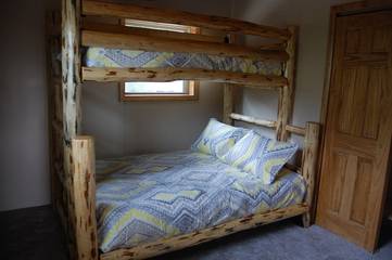Gîte pour 7 personnes, avec balcon à Wapiti