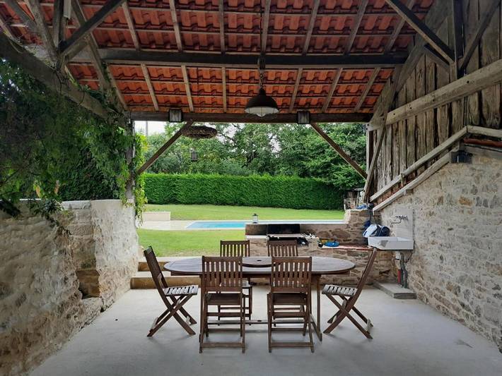 Location de vacances pour 8 personnes, avec jardin et piscine à Saint-Martin-l'Ars - 4