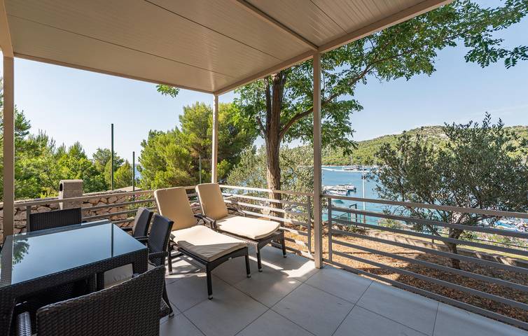 Camping für 6 Personen, mit Pool und Terrasse in Zadar