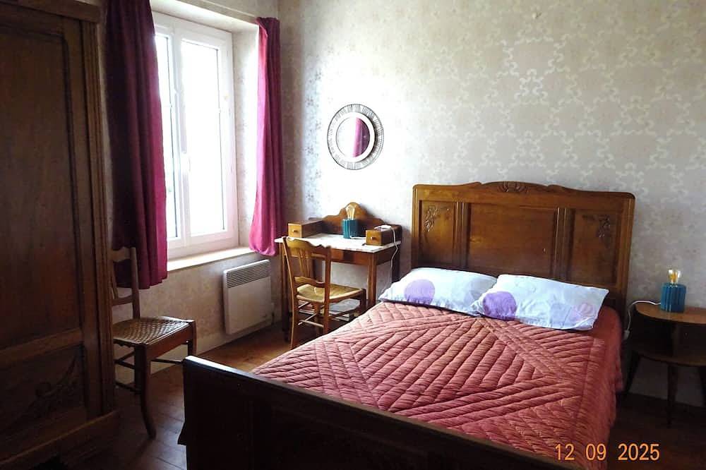 Maison de vacances à la campagne avec cour fermée Wifi  et télévision in Mérigny, Région de Le Blanc