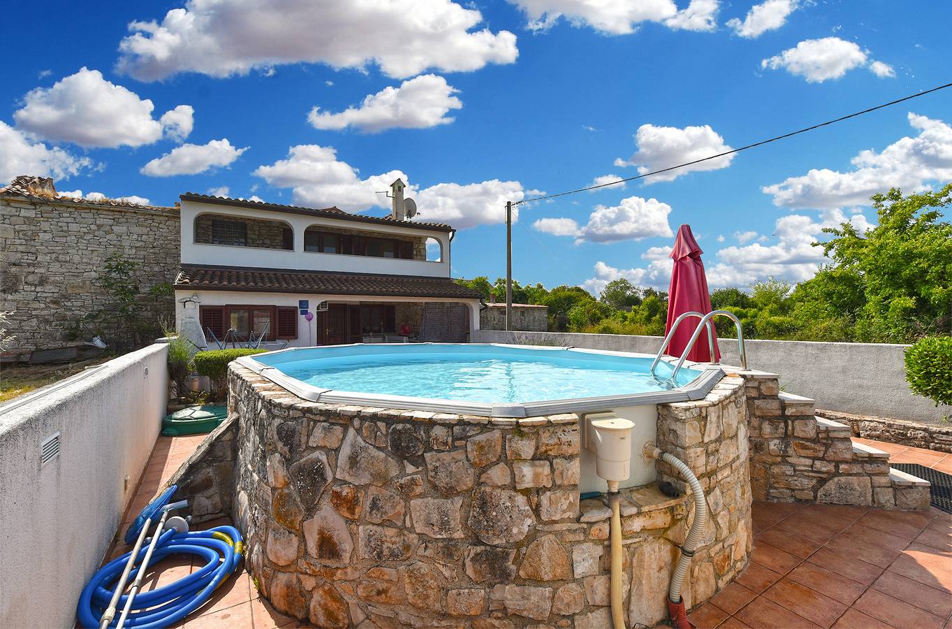 Ferienhaus für 8 Personen mit Terrasse in Peroj, Südküste Istrien