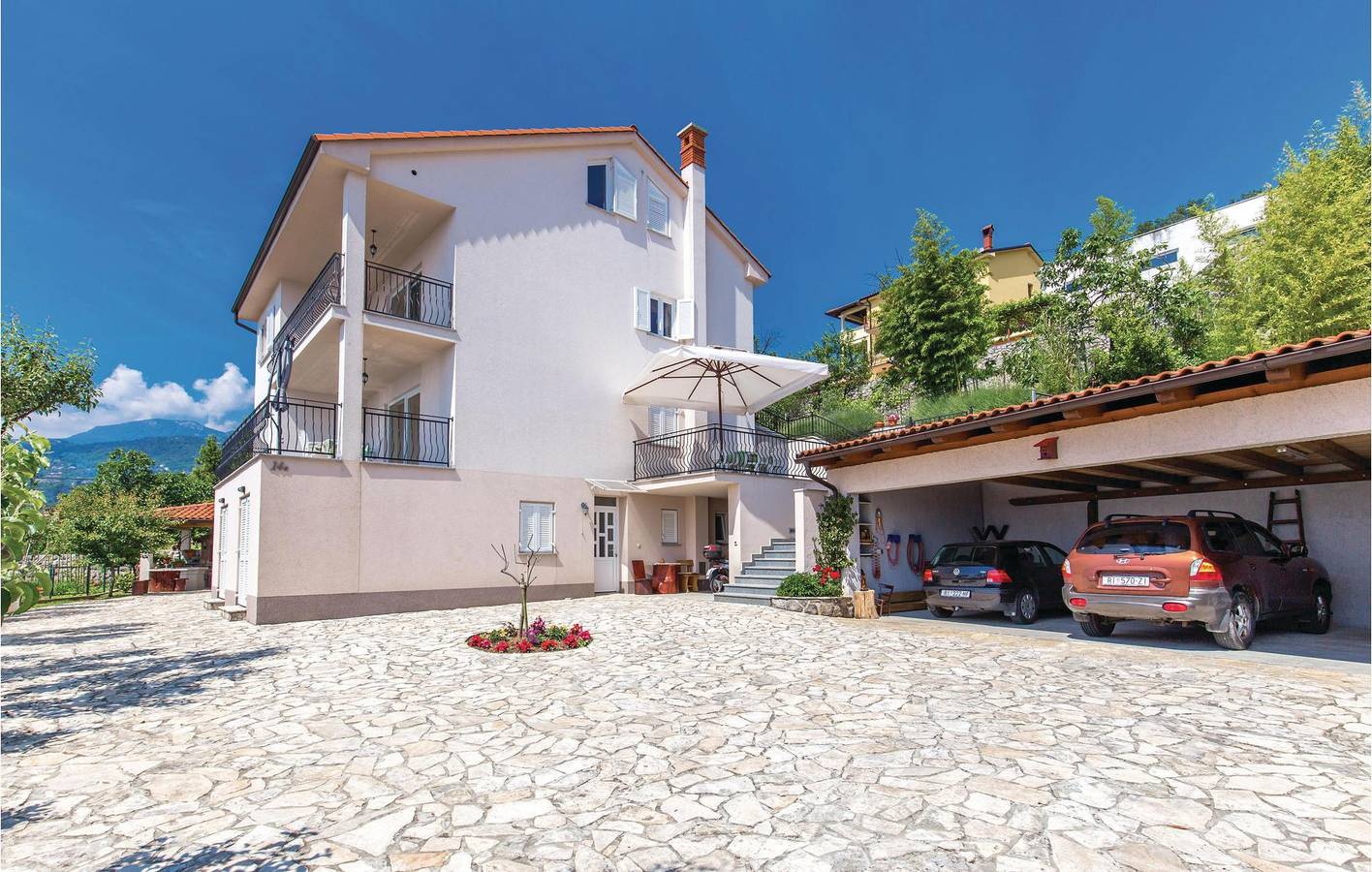 Ganze Ferienwohnung, Ferienwohnung für 6 Personen mit Terrasse in Icici, Opatija Riviera