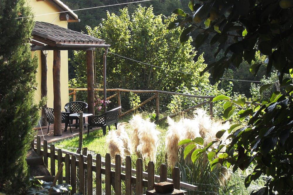 Casa vacanza a Val di Magra a partire da 102€ a notte