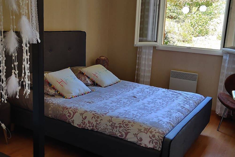 Casa por el lago in Montsauche-les-Settons, Lago de Settons