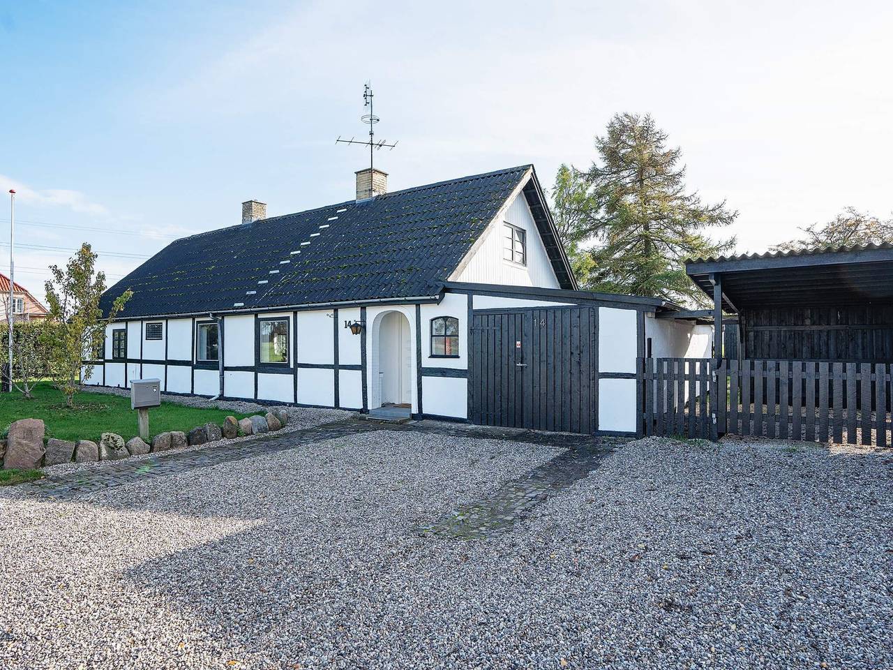 Gemütliches Ferienhaus in der Nähe des Sees in Schwedische Ostsee