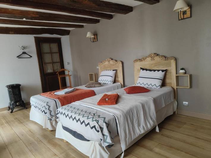 Gîte pour 2 personnes, avec Terrasse dans Bricon
