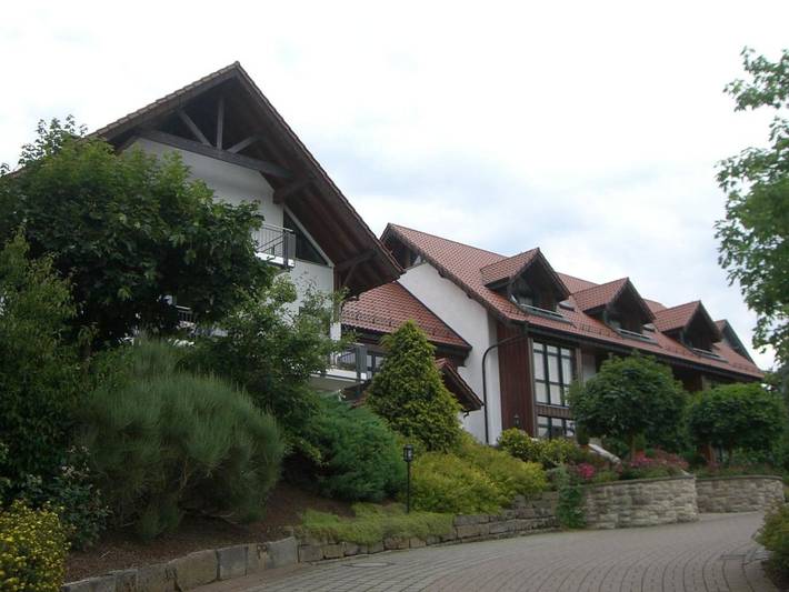 Ferienwohnung für 5 Personen, mit Balkon und Terrasse sowie Garten und Sauna in Gersfeld - 2