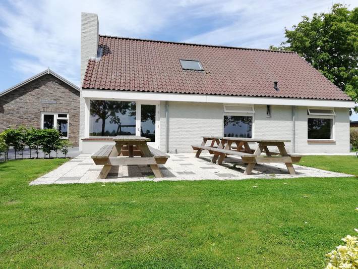 Ferienhaus für 23 Personen, mit Terrasse und Garten in Schouwen-Duiveland