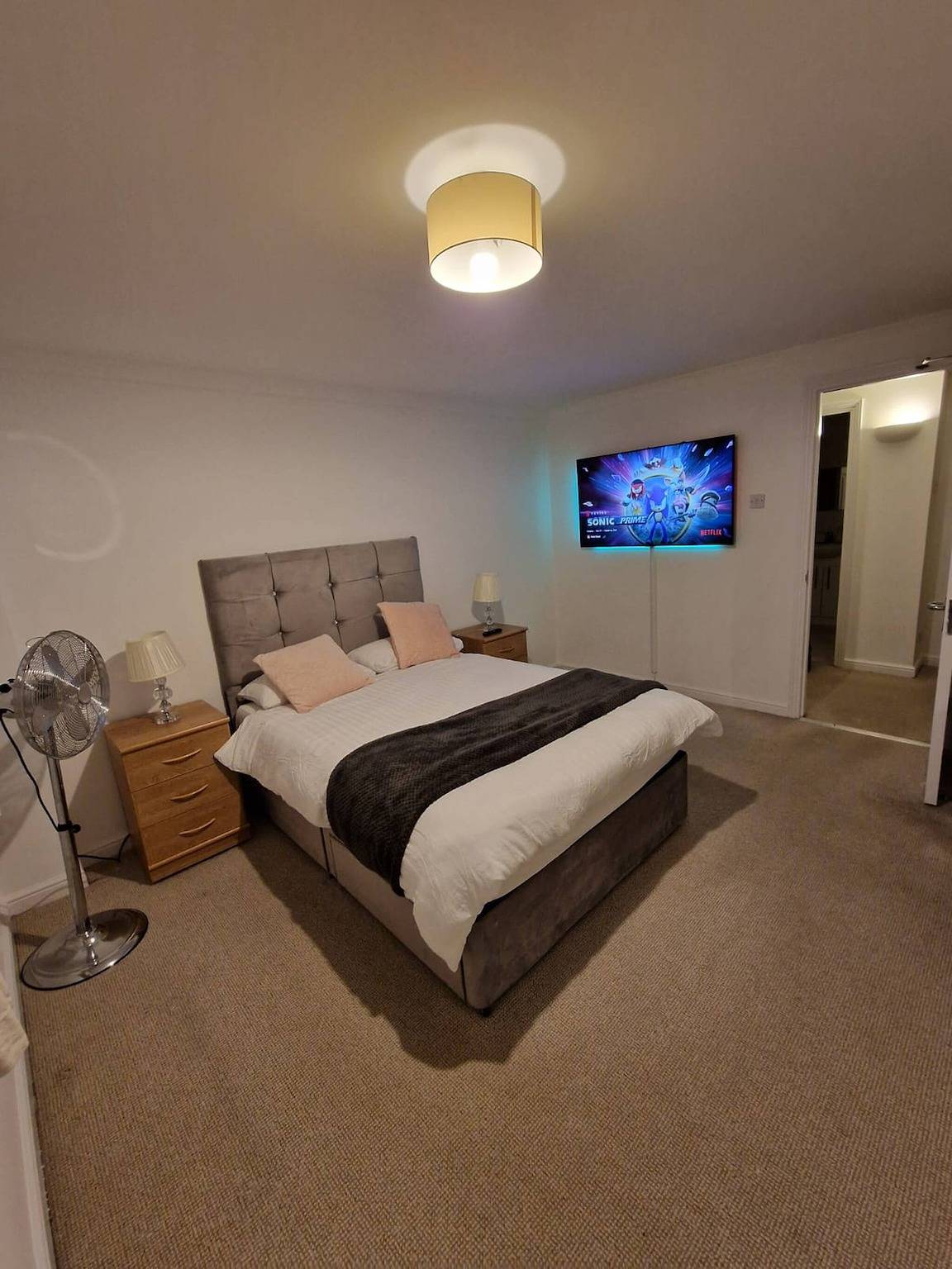 Ganze Wohnung, Charmantes Apartment mit 3 Schlafzimmern im Zentrum von London in Tower Hamlets, London