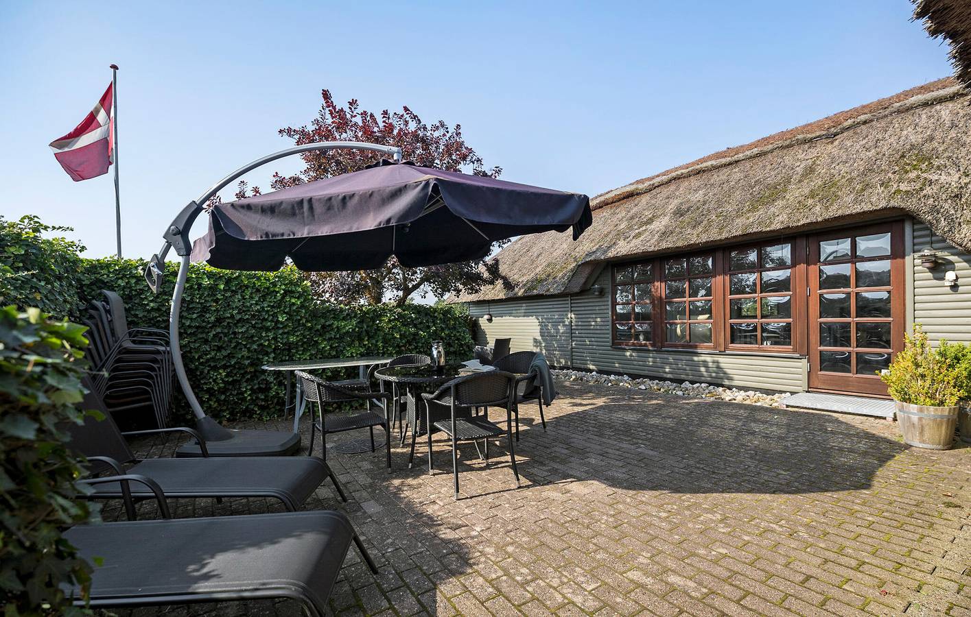 Feriehus for 8 personer med terrasse in Hvalpsund, Farsø