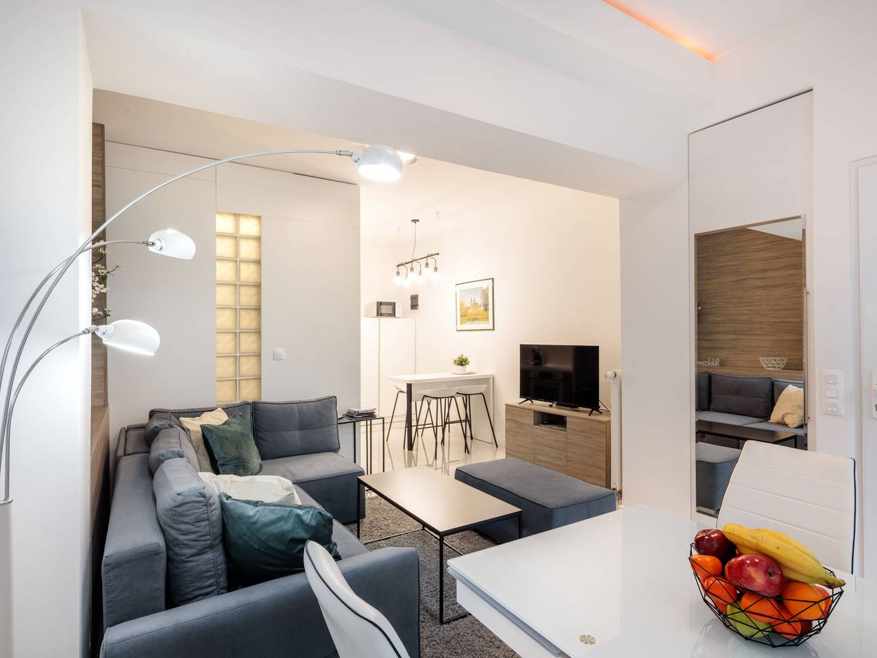 Ganze Wohnung, Charmantes Apartment mit Terrasse in der Nähe des Stadtzentrums von Osijek und der Drau in Osijek, Osijek-Baranja