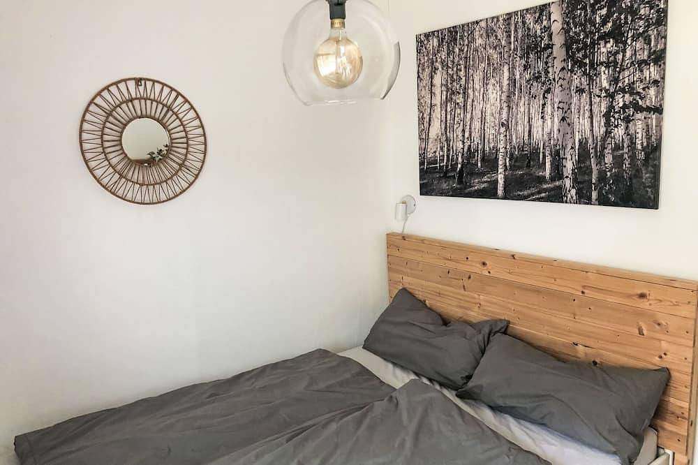 Wunderbares alleinstehendes Ferienhaus für 2 Gäste mit Tv, Terrasse und Haustiere erlaubt in Langewahl, Scharmützelsee