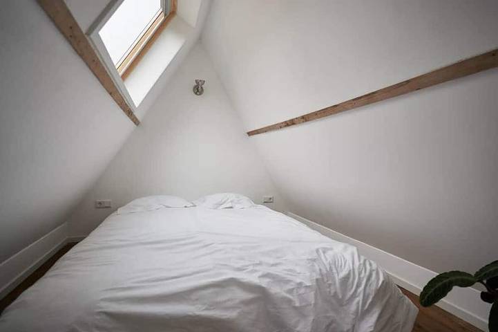 Well designed Tiny House at Strijp-S in Eindhoven, Brabant-Septentrional