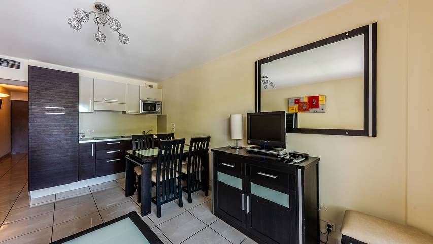 Gîte pour 4 personnes, avec balcon dans Port de Cannes Marina - 3