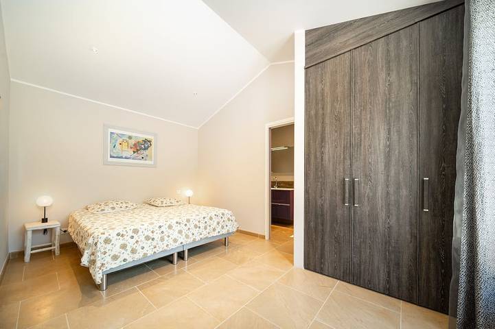 Location de vacances pour 5 personnes, avec jardin et terrasse à Simiane-la-Rotonde - 2