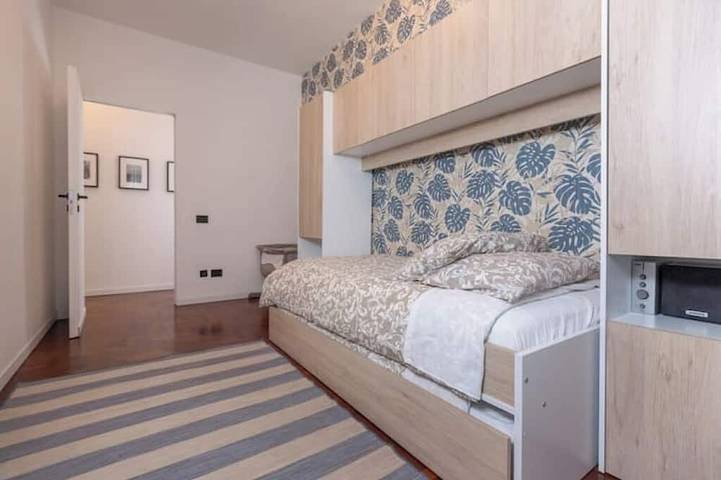 Ganze Wohnung, Modern and comfortable apartment 5 minutes from Milan Rho Fiera in Rho, Mailand Provinz