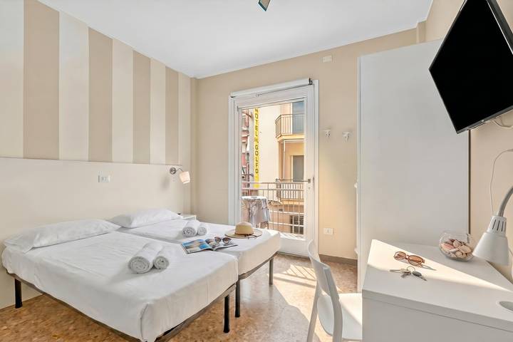 Hotel para 2 personas, con balcón, Familias con niños - 1