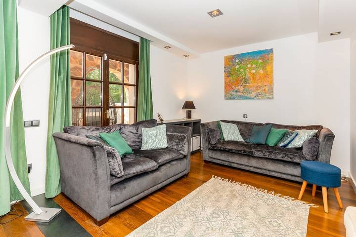 Chalet para 12 personas, con jacuzzi y jardín en Provincia de Barcelona - 4