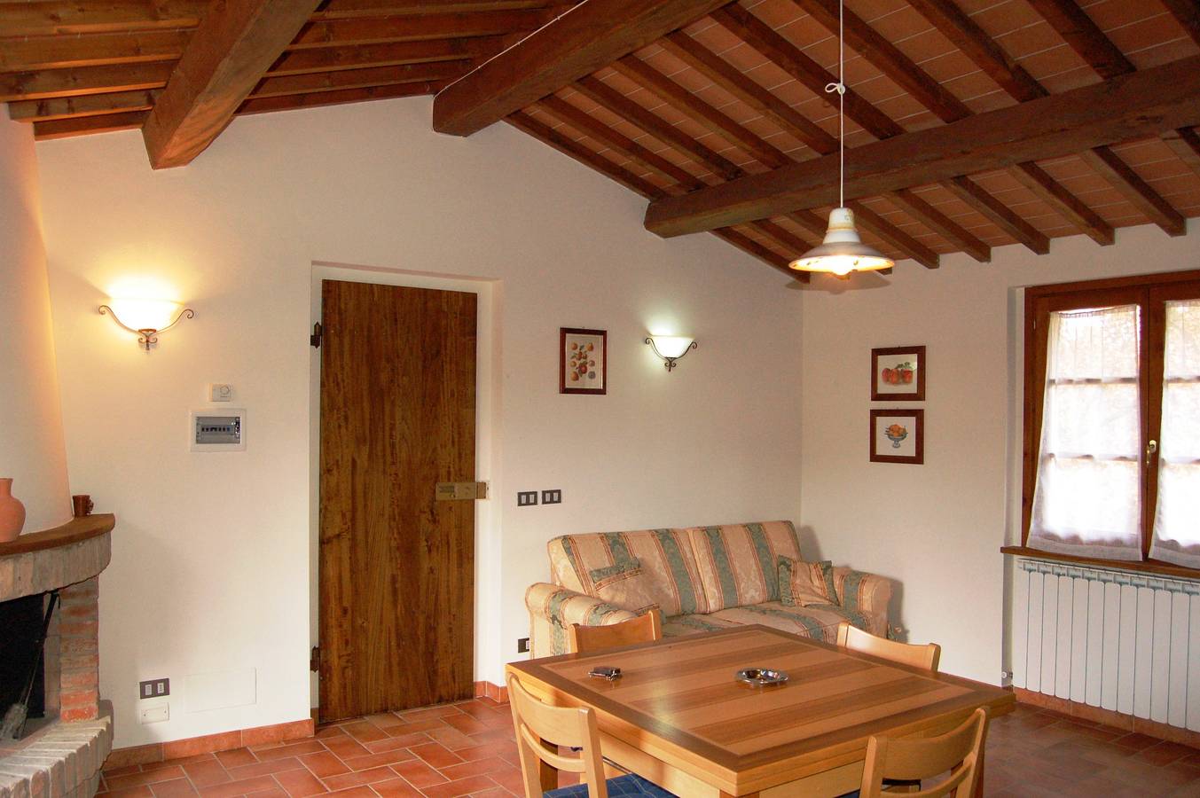 Geheel appartement, Vakantieappartement voor 3 personen met tuin in San Martino, Bucine (Gemeinde)