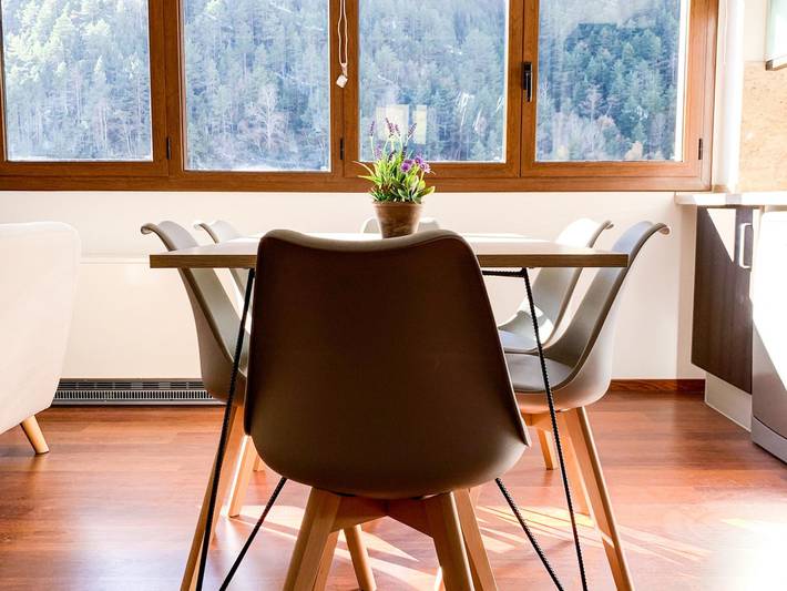 Appartement entier, Appartement moderne à Arinsal, proche pistes, parking inclus in La Massana, Pal Arinsal