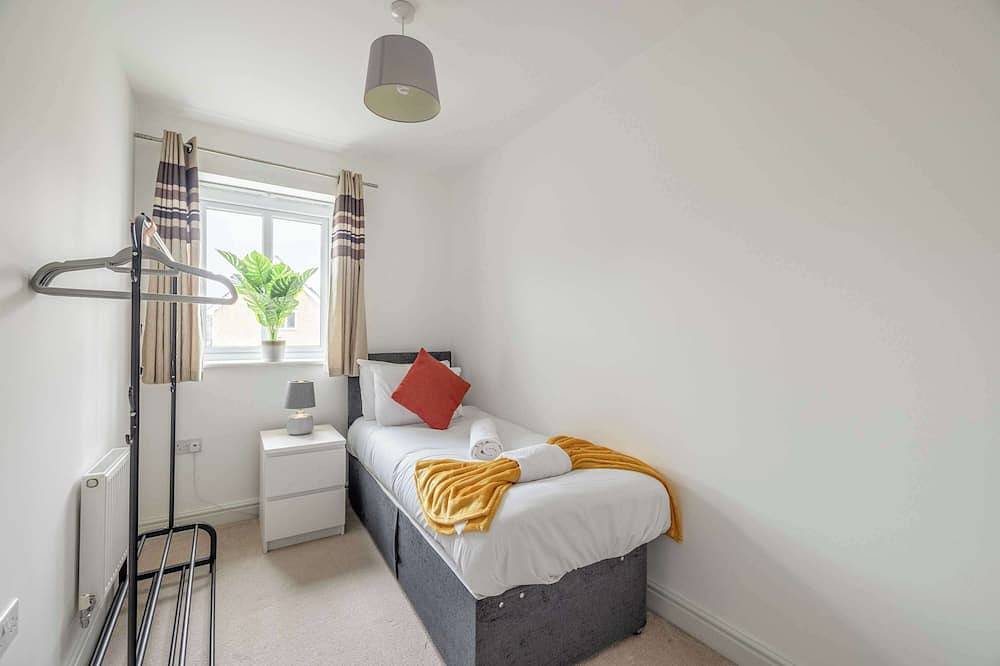 Modern Home w/Parking - Slough, Heathrow, Pinewood in Slough, Berkshire
