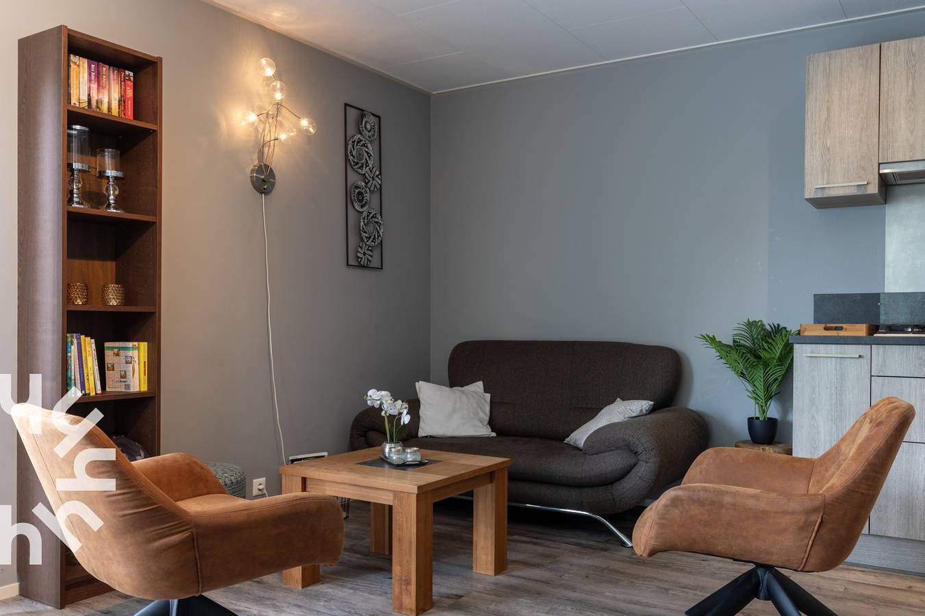 Vakantiehuis voor 4 pers. inclusief boot, aan de rivier de Tjonger in Bantega, Friesland in Friesland