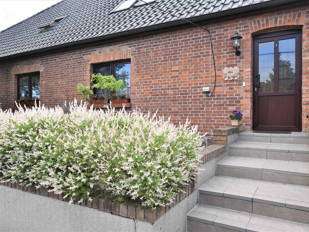 Ganze Ferienwohnung, Reihenferienhaus mit Kamin und Terrasse im Ostseeland Ofc 11 - 3- Raum Ferienhaus mit Terrasse und Kamin in Satow, Mecklenburgische Ostseeküste