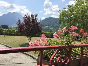 Chambre d’hôte pour 3 personnes, avec vue et jardin à La Motte-en-Bauges