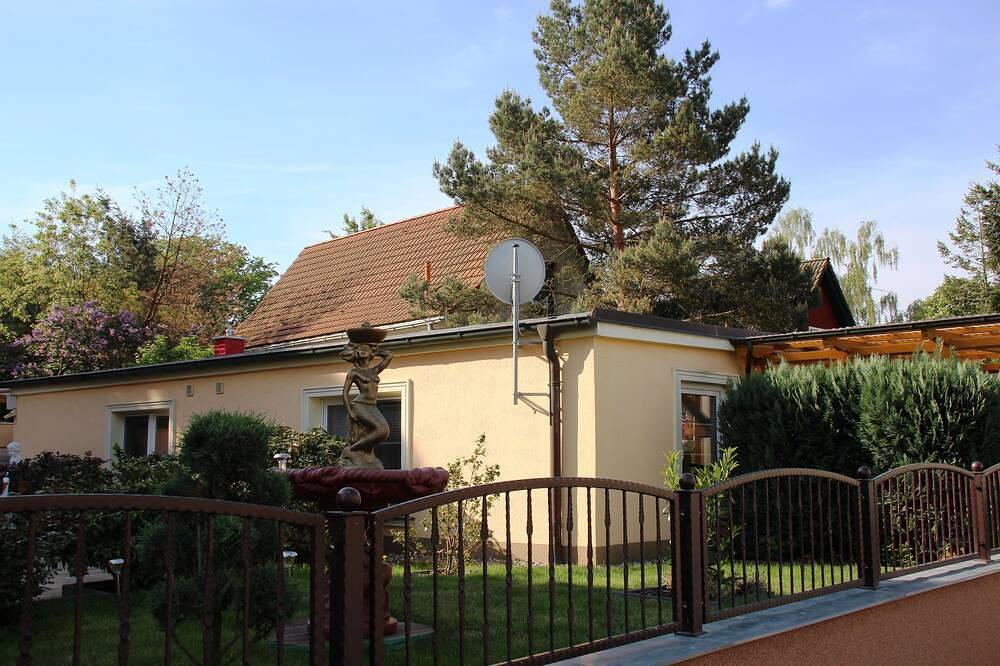 Bungalow Möwe (opposite the “Hus Günter”) in Drei Kaiserbäder, Heringsdorf