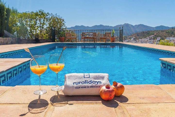 Villa für 4 Personen, mit Terrasse und Garten - 1