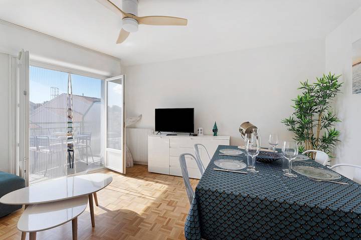 Appartamento intero, Appartamento 'Coeur De Sable - 5mn Plages' con terrazza privata, balcone e Wi-Fi in Arcachon, Arcachon e dintorni