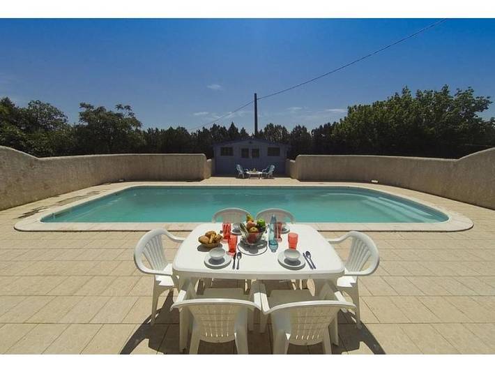 Location de vacances pour 6 personnes, avec terrasse ainsi que jardin et piscine, adapté aux familles à Béziers - 3