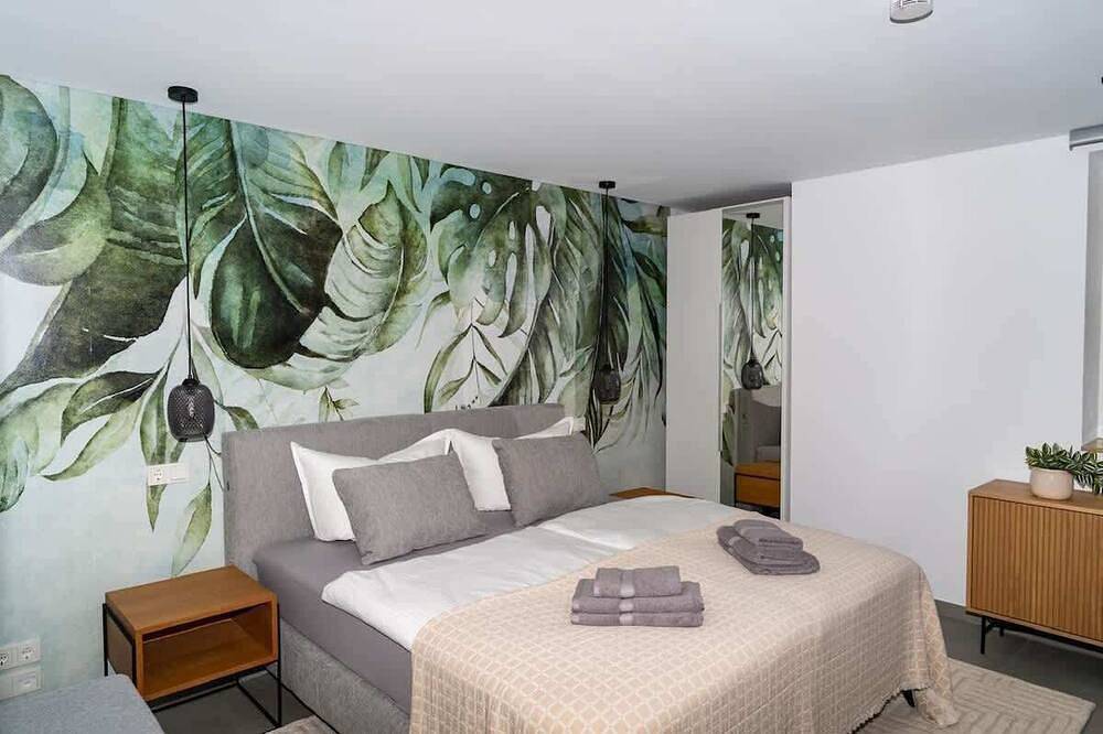 Ganze Wohnung, Oase am Tierpark exklusiv und gehobener Standard in Freiberg, Chemnitz und Umgebung