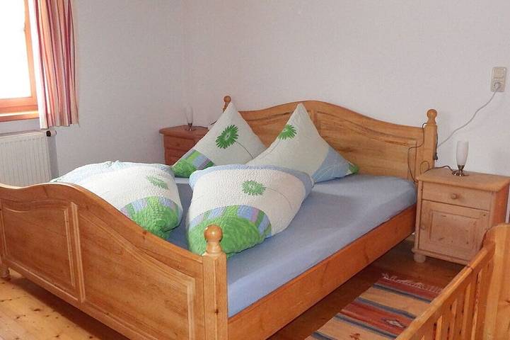 Ferienhaus für 7 Personen, mit Garten und Balkon in Lindberg - 4