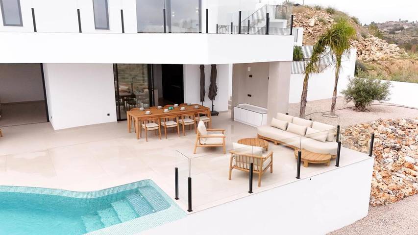 Chalet para 8 personas, con Balcón y Terraza además de Jardín y Piscina en Marina Alta - 3
