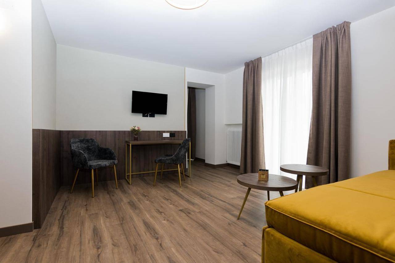 Hotel Sole - Sonne in Villgratener Berge, Dobbiaco