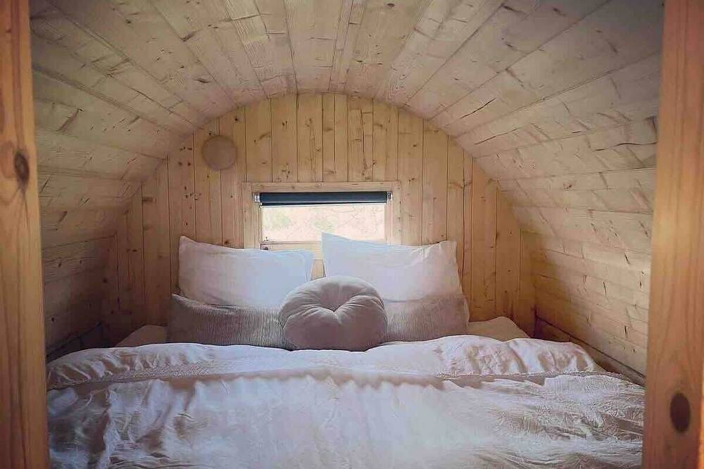The Treehouses – Two Cozy Nature Escapes Near Amsterdam in Groene Hart
