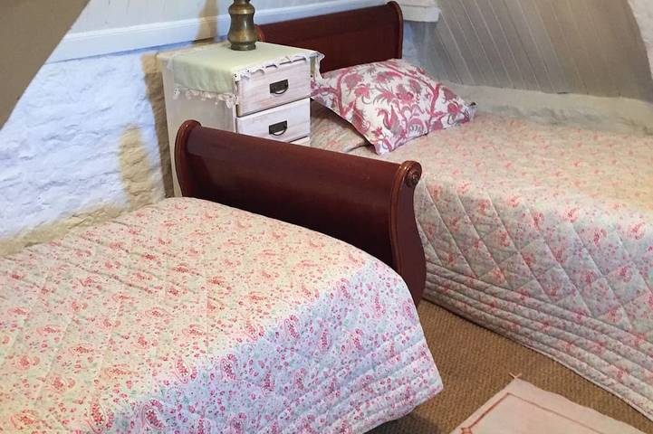 Gîte pour 6 personnes, avec terrasse et jardin dans Office De Tourisme Saint Cirq Lapopie Pech Merle - 4