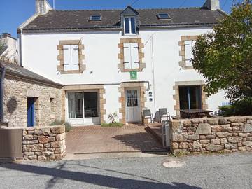 Gîte pour 6 personnes, avec terrasse dans Ilot De De Saint Cado