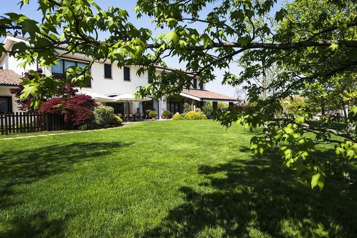 Casa de familia para 2 personas, con jardín - 1