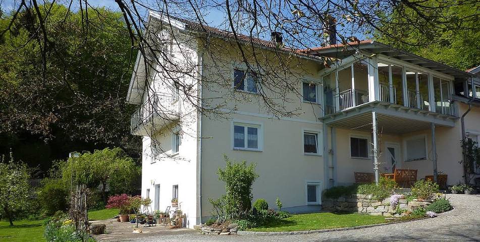 Ferienwohnung für 4 Personen, mit Balkon und Balkon/Terrasse sowie Garten