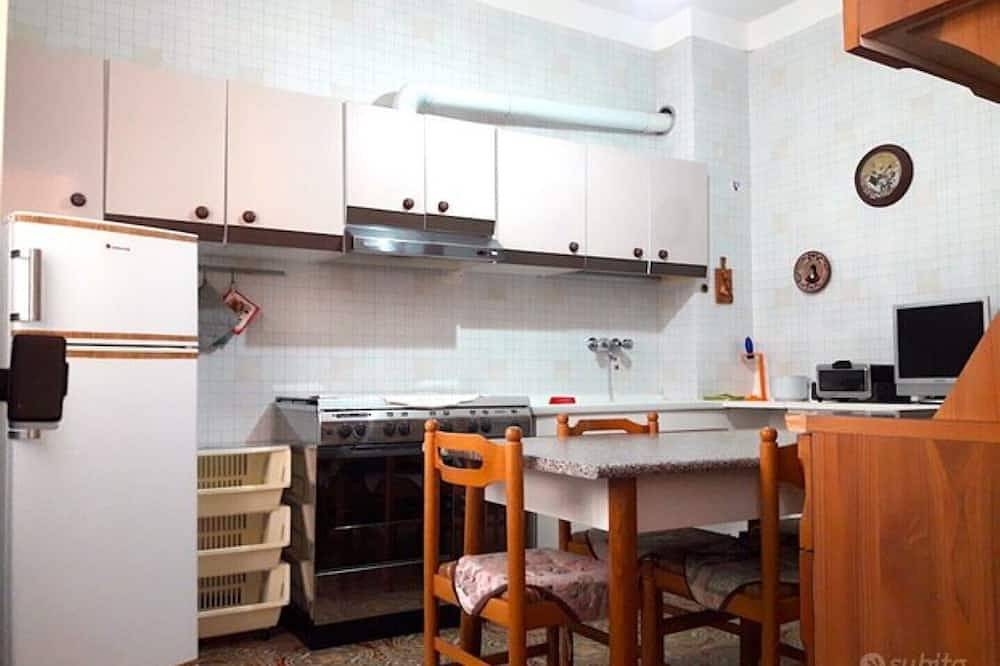 Apartamento entero, 150 meters beaches and nightlife in Galípoli, Golfo de Tarento