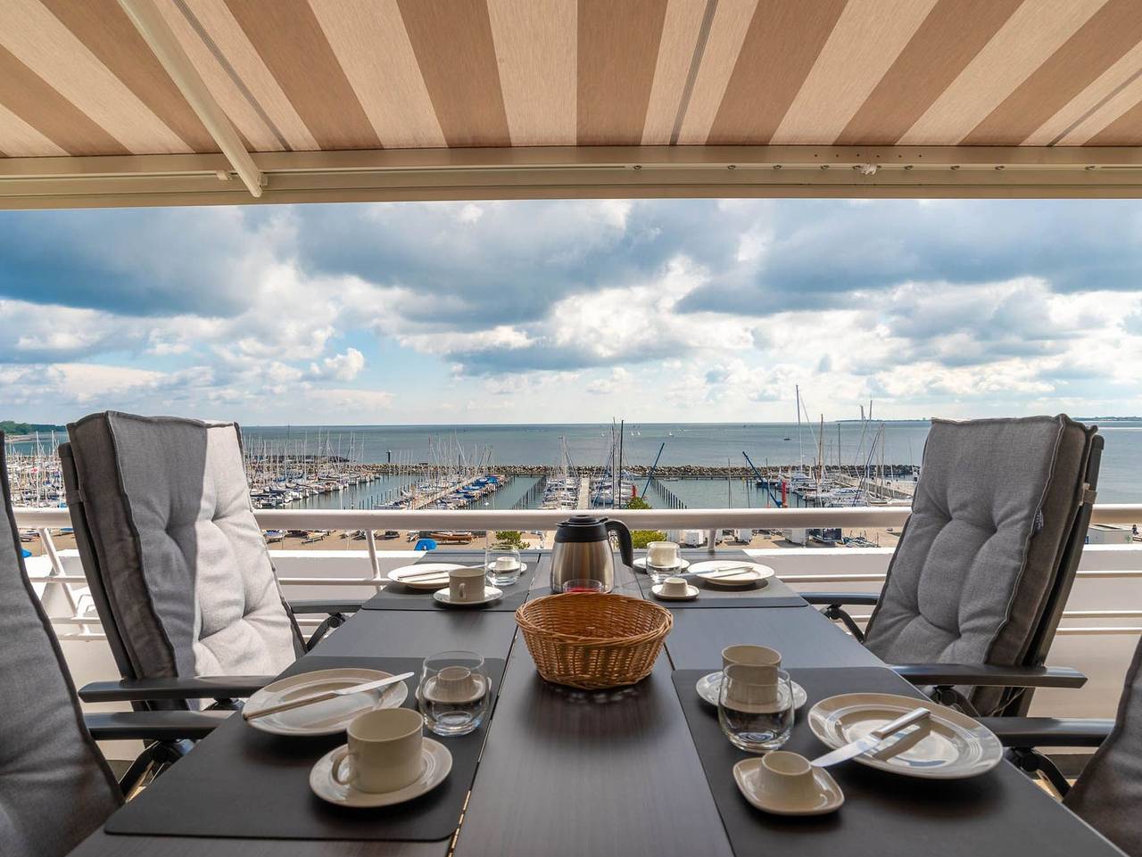 Ganze Ferienwohnung, Dock 13 in Kieler Förde, Kiel