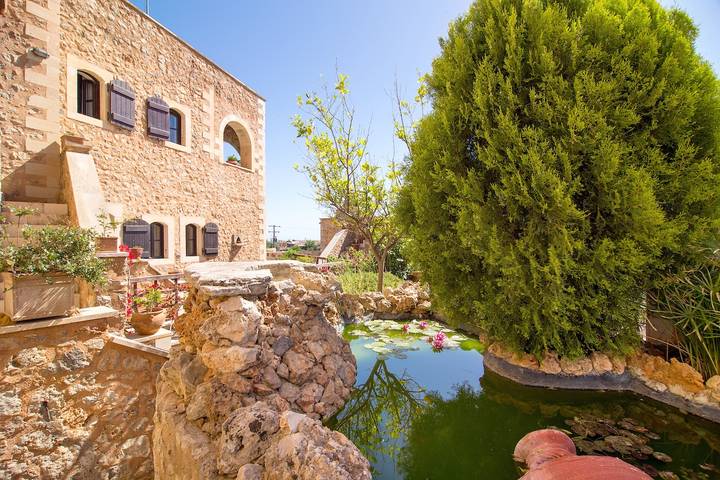 Ferienhaus für 4 Personen, mit Meerblick und Ausblick sowie Sauna und Garten in Chania und Umgebung