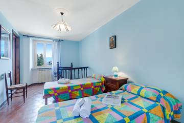 Holiday Rental for 4 People in Comune di Pella, Wallisian Alps, Photo 4