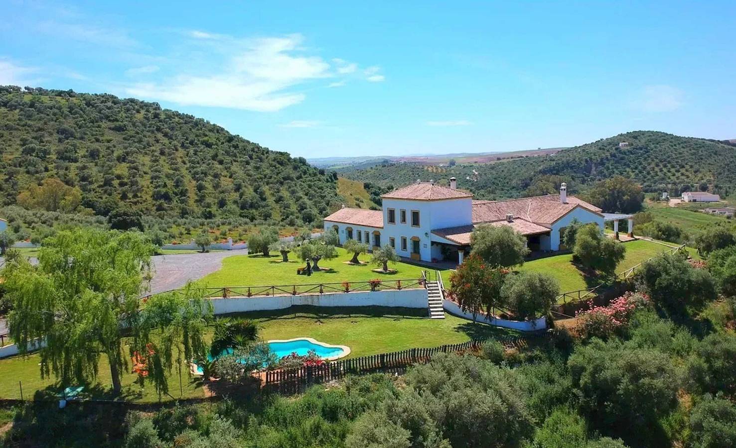 Spacious villa with pool in Puerto Serrano in Puerto Serrano, Cádiz Province
