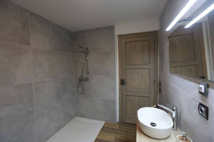 Gîte pour 4 personnes, avec jardin à Vicq-sur-Breuilh - 3