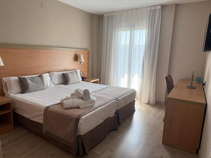 Hotel para 3 personas, con terraza - 1