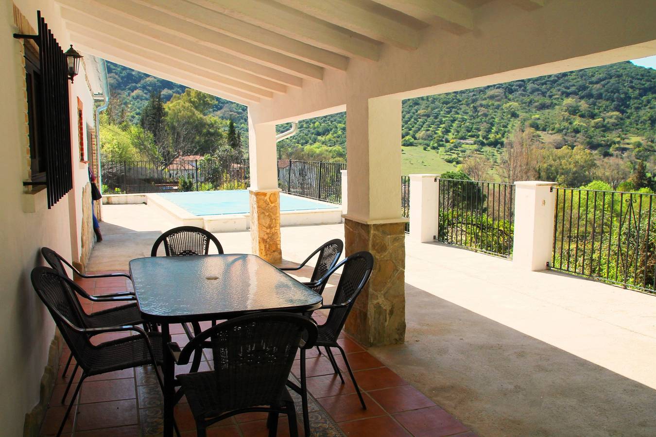 Villa charmante à Benamahoma + Piscine in Benamahoma, Grazalema